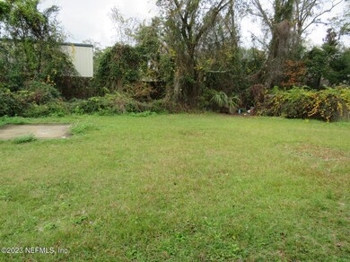 5522 Green Forest Dr, Jacksonville, FL 32244 - photo 3