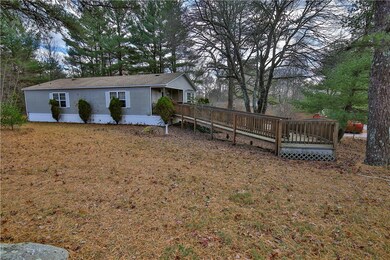 3 Blueberry Ln, Coventry, RI 02816 - photo 4