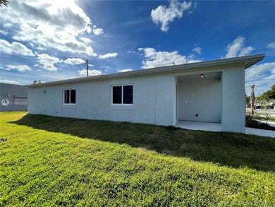 2208 Freedom St, Hollywood, FL 33020 - photo 6