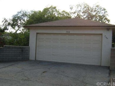 744 N Palm Ave, Upland, CA 91786 - photo 5