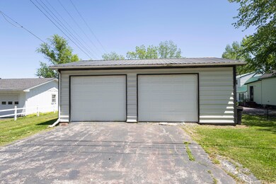 502 E 4th St, Salisbury, MO 65281 - photo 7