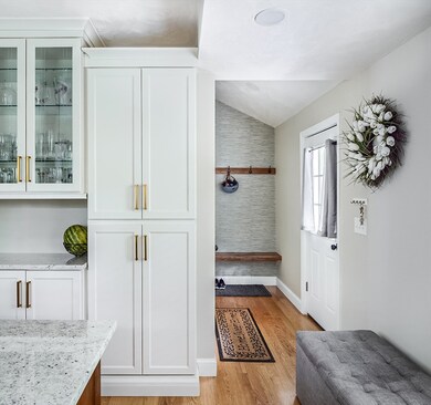 36 Phillips Rd, Holden, MA 01520 - photo 5