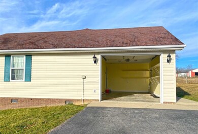 1875 Talmage Mayo Rd, Harrodsburg, KY 40330 - photo 4