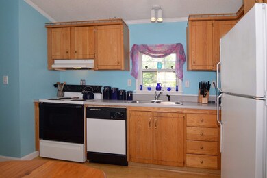 195 Little Pond Rd, Wakefield, RI 02879 - photo 7