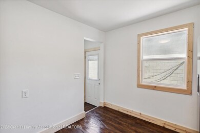 09-1204-Shepard-St-Lansing-MI-48912-Wind