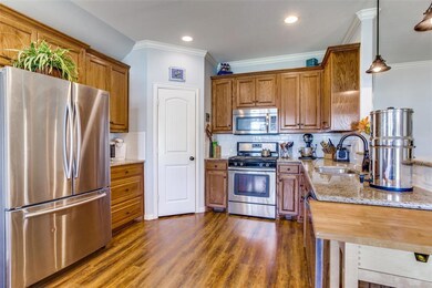 604 E Milam St, Ennis, TX 75119 - photo 6