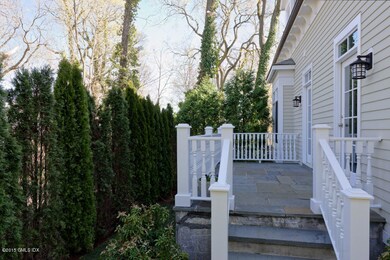 233-5_Milbank_Ave_03_-_WEB[1]