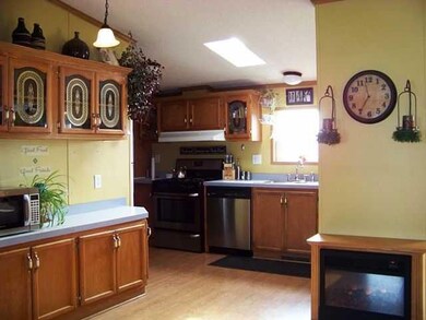 14792 Lakeshore Rd, Kent, NY 14477 - photo 3