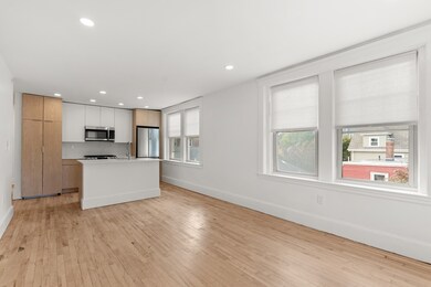 26 Bradlee Rd unit 305, Medford, MA 02155 - photo 2