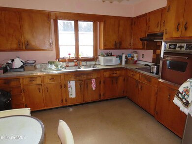 16 West Rd, Adams, MA 01220 - photo 5