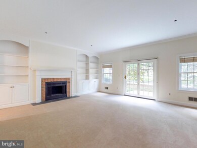 515 Brightwood Club Dr, Lutherville Timonium, MD 21093 - photo 4