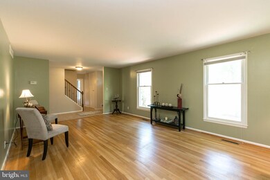 6212 Oak Hill Dr, Sykesville, MD 21784 - photo 4