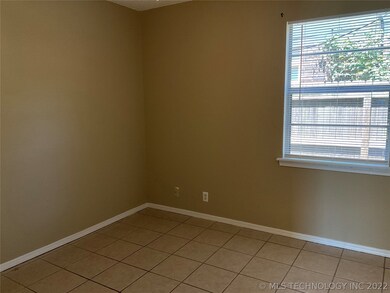 1237 W Memphis St, Broken Arrow, OK 74012 - photo 6