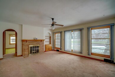 2962 Thinnes St, Cross Plains, WI 53528 - photo 5