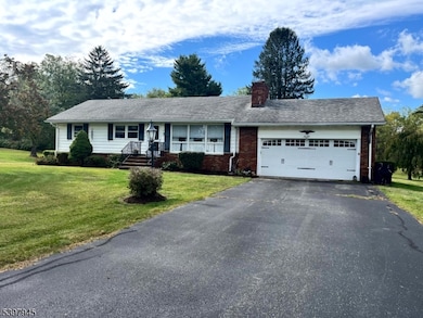 17 Longview Rd, Hamburg, NJ 07419 - photo 2