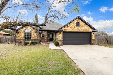 2703 Sky Harbour Dr, Granbury, TX 76049 - photo 2