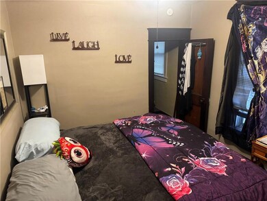 11610 Hackett St, Sugar Creek, MO 64054 - photo 5