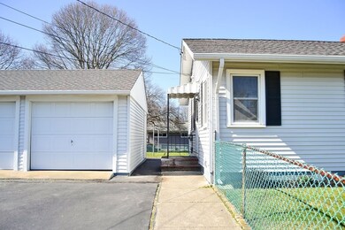 27 Fairfield St, Acushnet, MA 02743 - photo 6