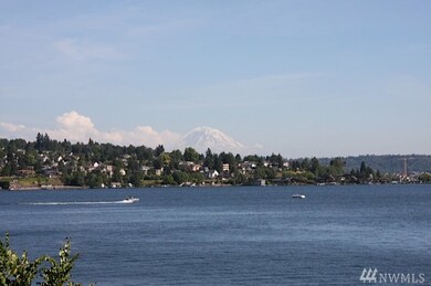 7916 E Mercer Way, Mercer Island, WA 98040 - photo 3