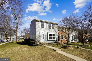 6011 Tree Swallow Ct, Columbia, MD 21044 - photo 2