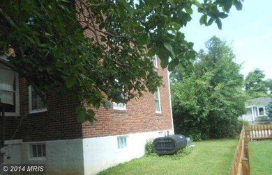 2701 Arbutus Ave, Halethorpe, MD 21227 - photo 4