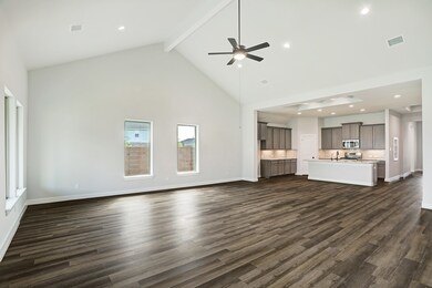 7638 Nevaeh Crest Path, Houston, TX 77016 - photo 5