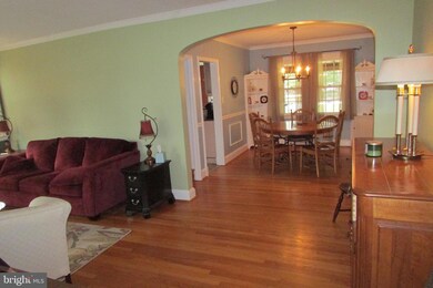 2305 Old Frederick Rd, Catonsville, MD 21228 - photo 4
