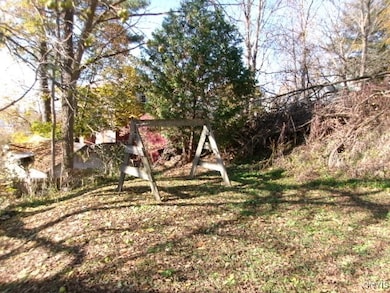 17 Loomis St, Little Falls, NY 13365 - photo 6