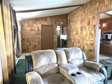 734 E 300 S, Columbia City, IN 46725 - photo 3