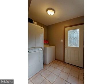 4050 Hillview Rd, Temple, PA 19560 - photo 7