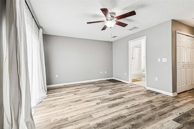 2503 Middleton Grove Dr, Brandon, FL 33511 - photo 4