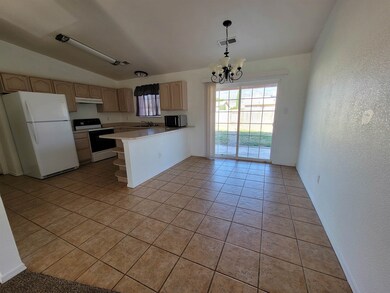 203 Santa fe Dr, Alamogordo, NM 88310 - photo 3