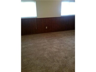 4821 Talbert Dr, Columbus, OH 43232 - photo 5