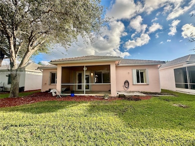 2635 SE 5th Ct, Homestead, FL 33033 - photo 2