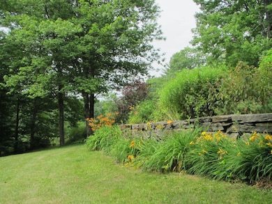 97 Old Ledge Rd, Putney, VT 05346 - photo 5