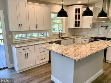 109 Martin Ln, Douglassville, PA 19518 - photo 7