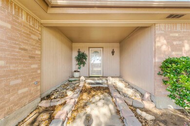 1608 Danny Ray Dr, Cleburne, TX 76033 - photo 3