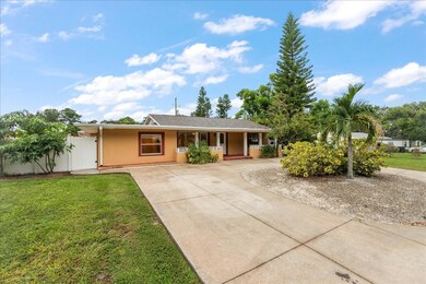 5390 48th Ave N, Saint Petersburg, FL 33709 - photo 4