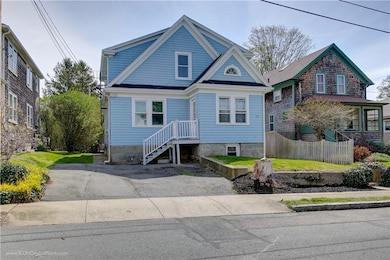 33 Almy St, Newport, RI 02840 - photo 2