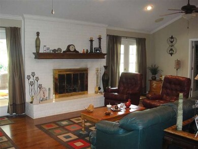 1306 Jeb Stuart Dr, Tyler, TX 75703 - photo 4