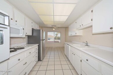 Kitchen-Breakfast Room