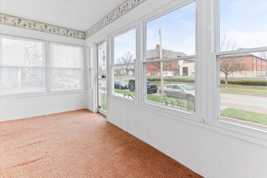 143 E Markison Ave, Columbus, OH 43207 - photo 4