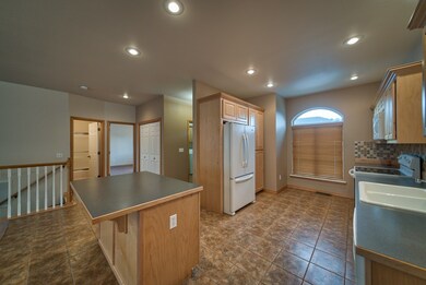 802 Jeremy Ct, Cody, WY 82414 - photo 2
