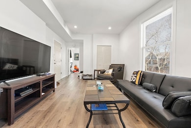 58 Wegman Pkwy unit 2, Jersey City, NJ 07305 - photo 5