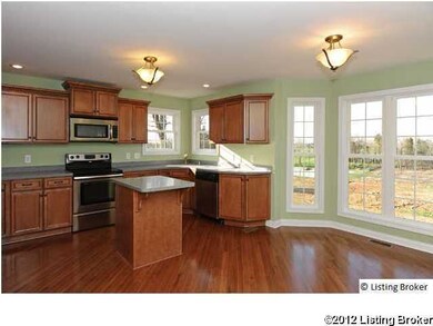 607 Sunray Dr, Shepherdsville, KY 40165 - photo 3