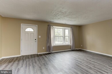 1925 Addison Rd S, District Heights, MD 20747 - photo 2