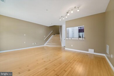 304 Assembly Point Ct, Odenton, MD 21113 - photo 5