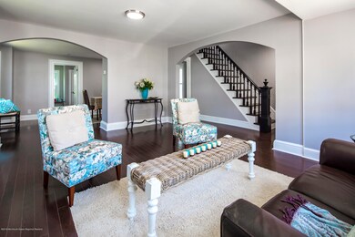 07_Living Room-5
