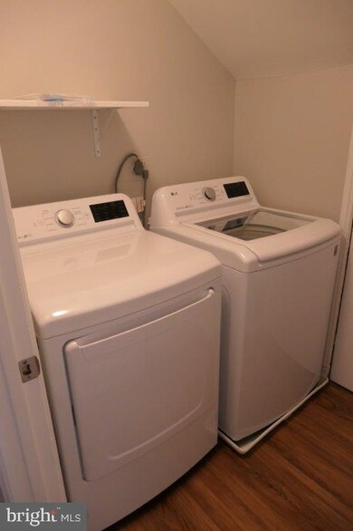 3359 S Wakefield St unit B1, Arlington, VA 22206 - photo 4