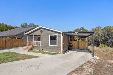 2800 Brazos River Dr, Granbury, TX 76048 - photo 3